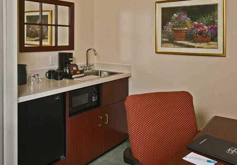 Springhill Suites By Marriott Philadelphia Віллоу-Ґров Номер фото